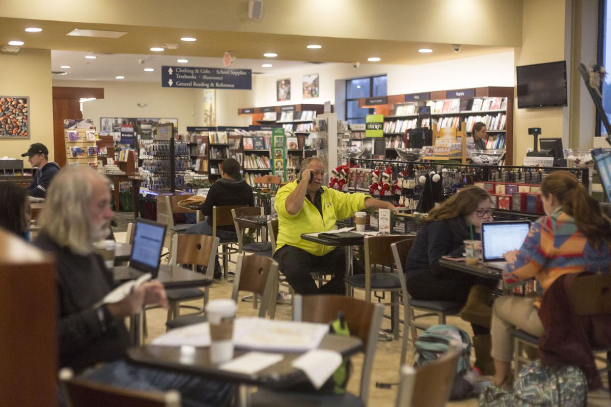 Photos Barnes Noble Bookstore Completes Move To New Main Street