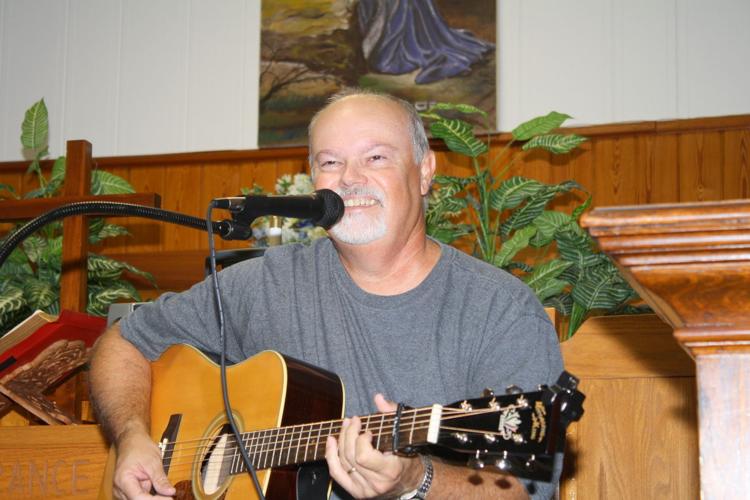 Wayne Southards singing