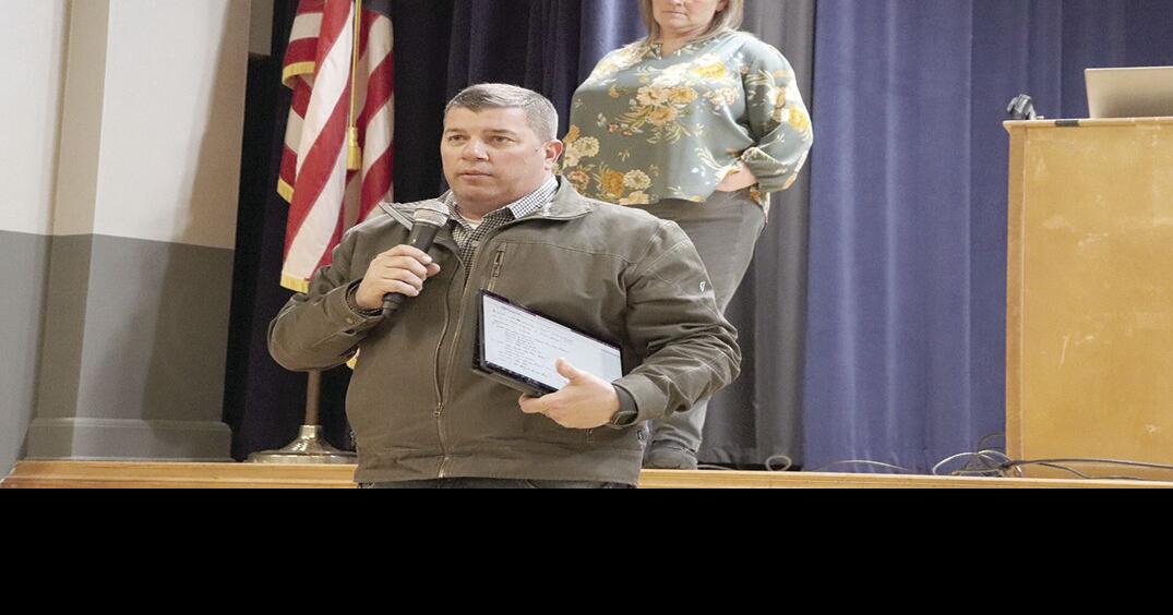 SALEM TOWN HALL City explains ballot proposals News