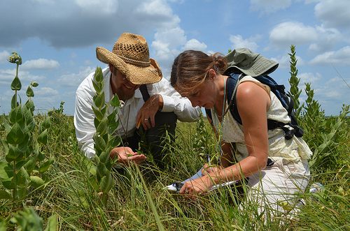 State botanists Justin Thomas and Allison Vaughn