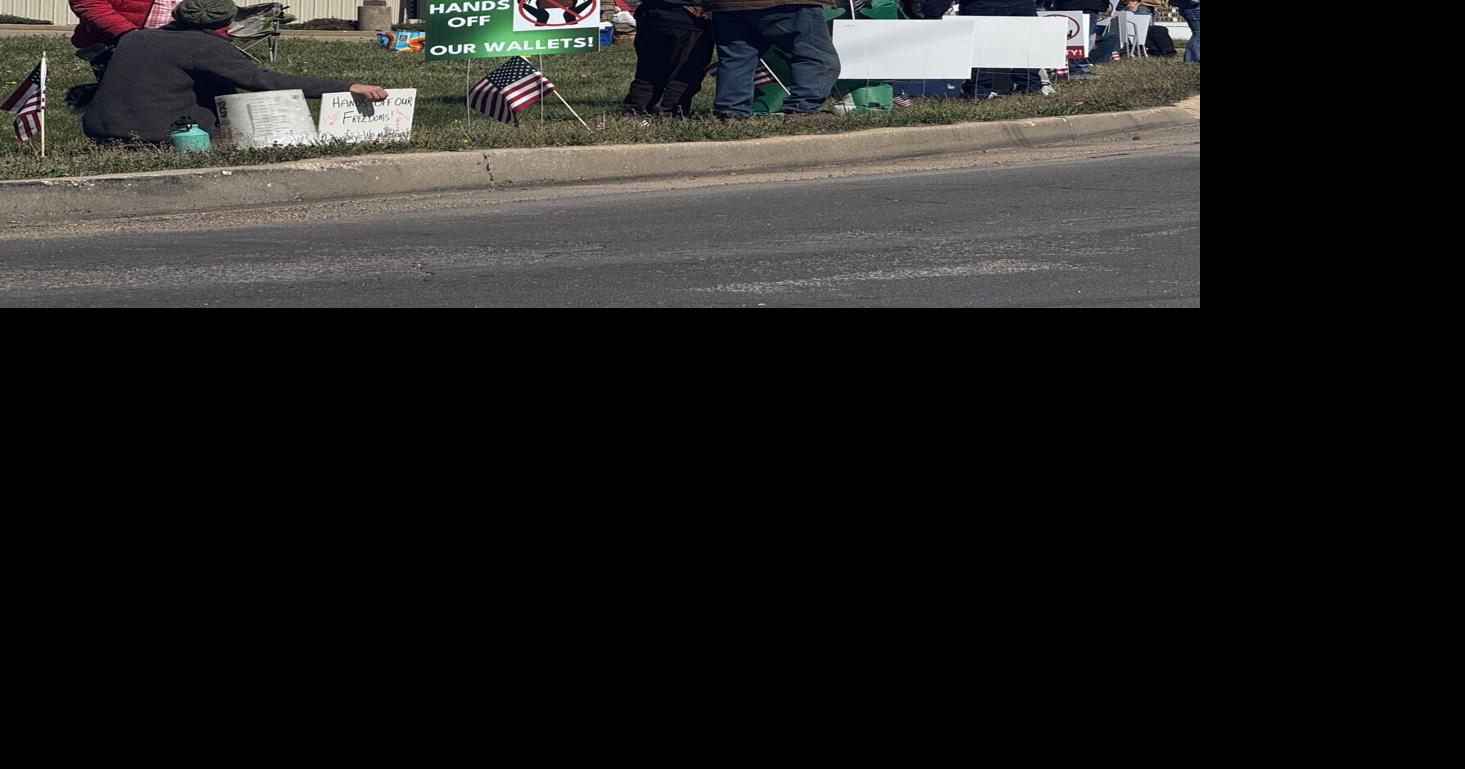 Salem “No Kings” Rally Highlights Deep Political Divide