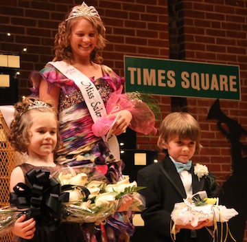 Miss Salem 2011, Kayla Gott, stands with Avery Pharr and Corby Ball