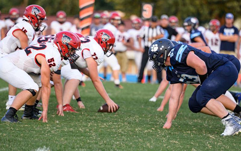 SalemFootballvsDexter2019(75of160).jpg