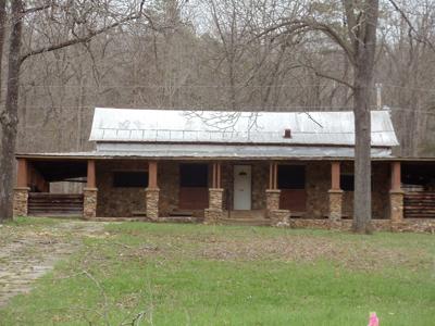 Camp Zoe's old stone lodge at Echo Bluff State Park