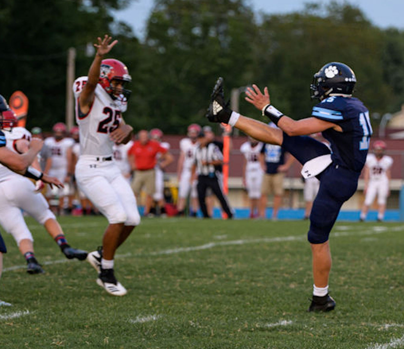SalemFootballvsDexter2019(104of160).jpg