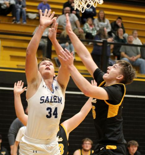 Salem senior forward Gavin Sapaugh