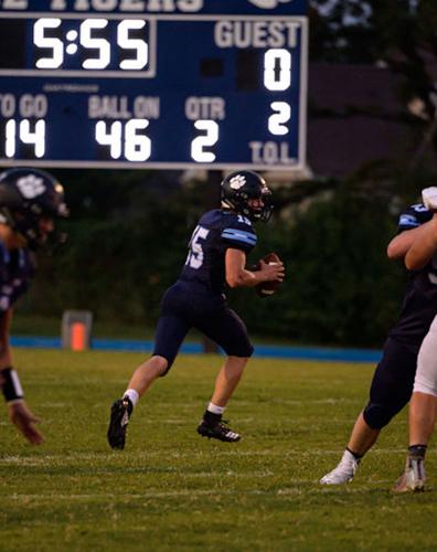SalemFootballvsDexter2019(121of160).jpg