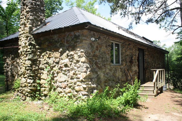 The Beaver Lake Guest House