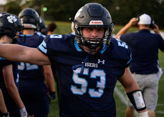 SalemFootballvsDexter2019(50of160).jpg