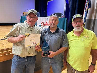 102125_sn_MRWA award Water Superintendent.jpg