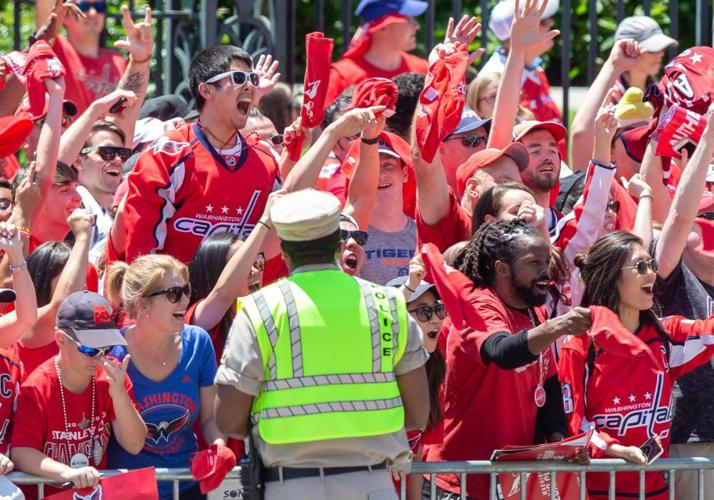 Thousands of fans celebrate the Washington Capitals' 1st Stanley