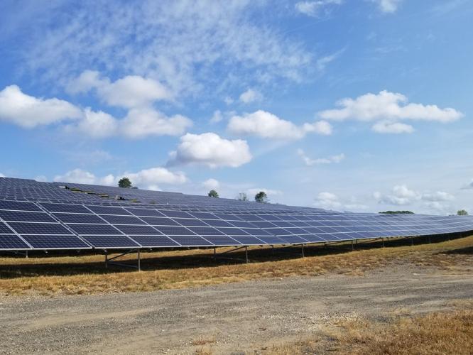 Country’s largest community solar project opens in Fort Washington ...