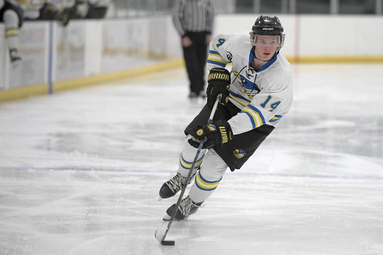 NA3HL Hawks play through schedule change, early adversity to sweep