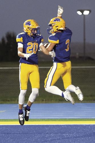 Breck Reed Broncs thrive on homecoming night | Local Sports | thesheridanpress.com