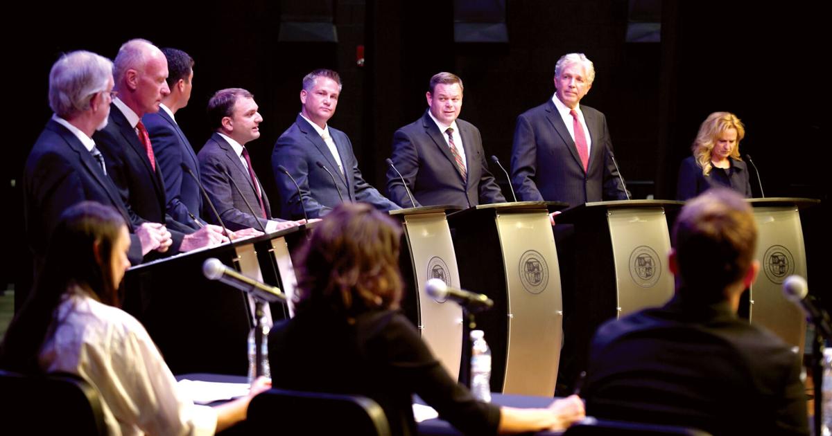 Eight take stage to fight for lone representative seat