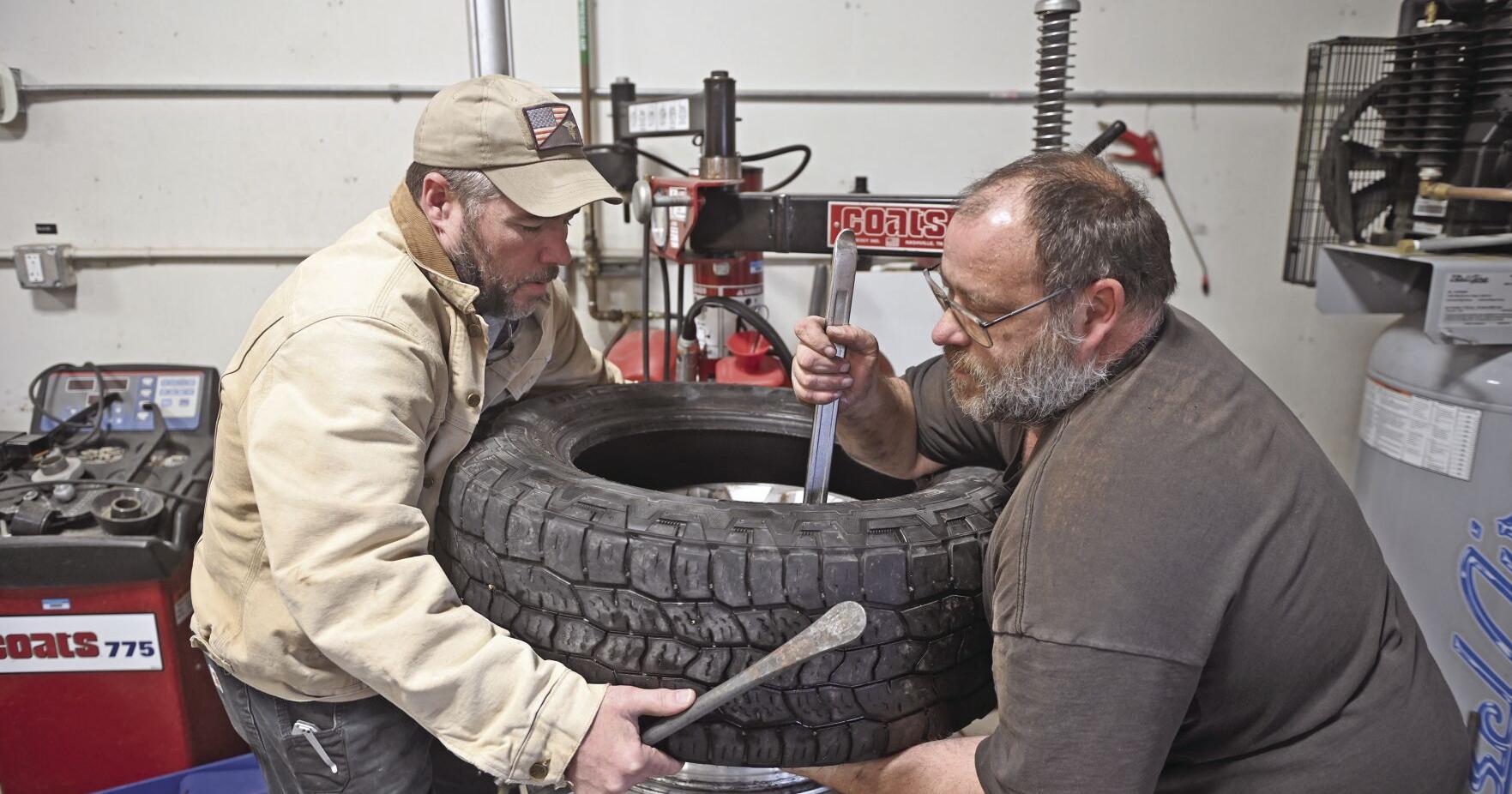 'We take pride in our jobs': Buss and Buhr help improve environment at Arvada-Clearmont - Vimarsana News