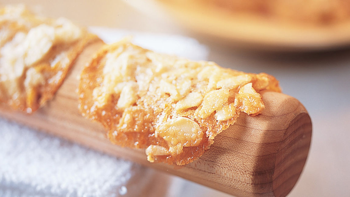 Almond Tuiles (Almond tile cookies) | Taste | thesheridanpress.com