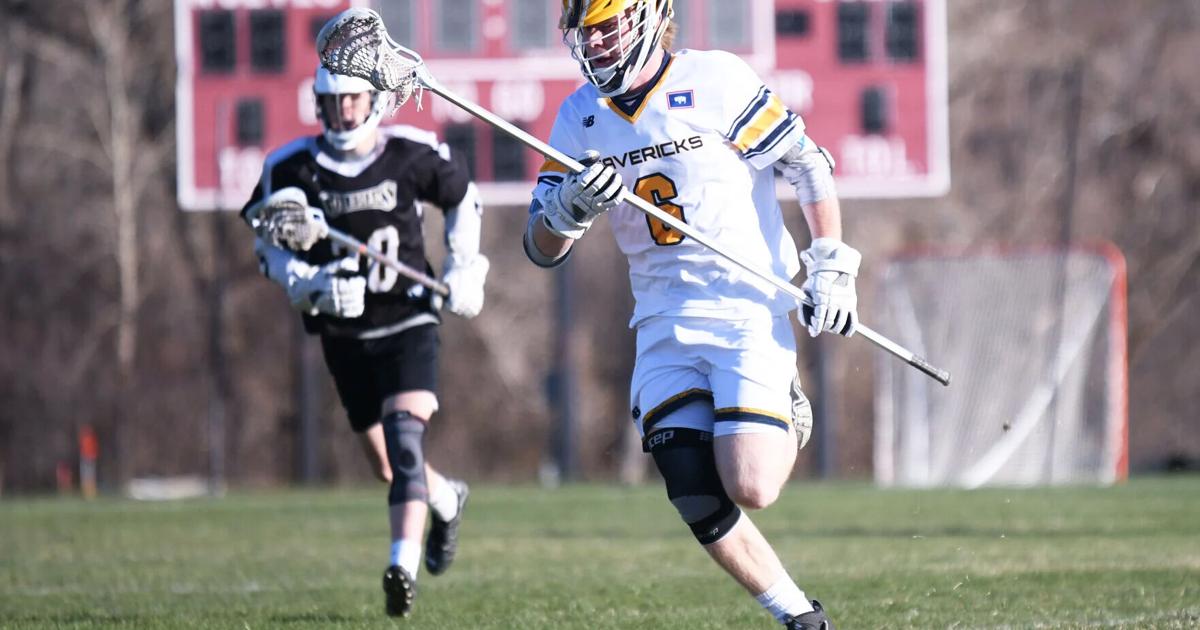 Petzold commits to Carroll University