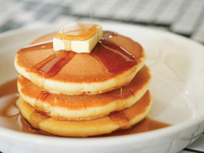04-27-22 fluffy pancakes.jpg