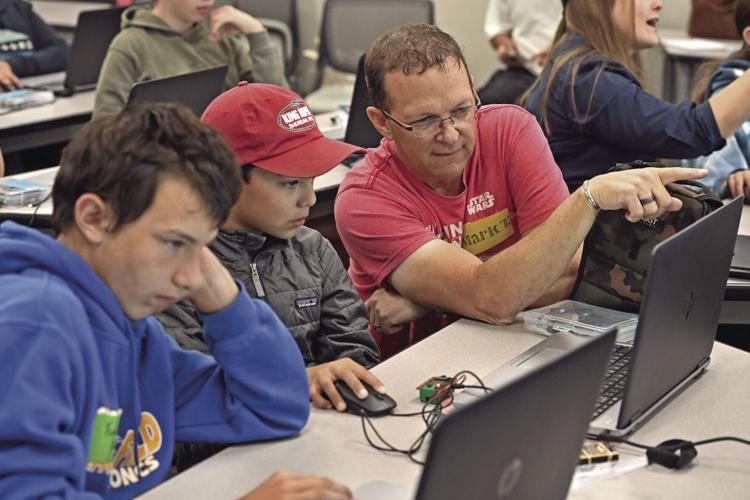 The art of computer science: Sheridan College offers youth computer ...