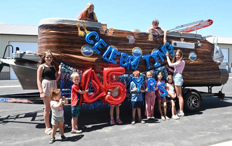 Christian preschool plans themed float for WYO Rodeo Week Parade ...