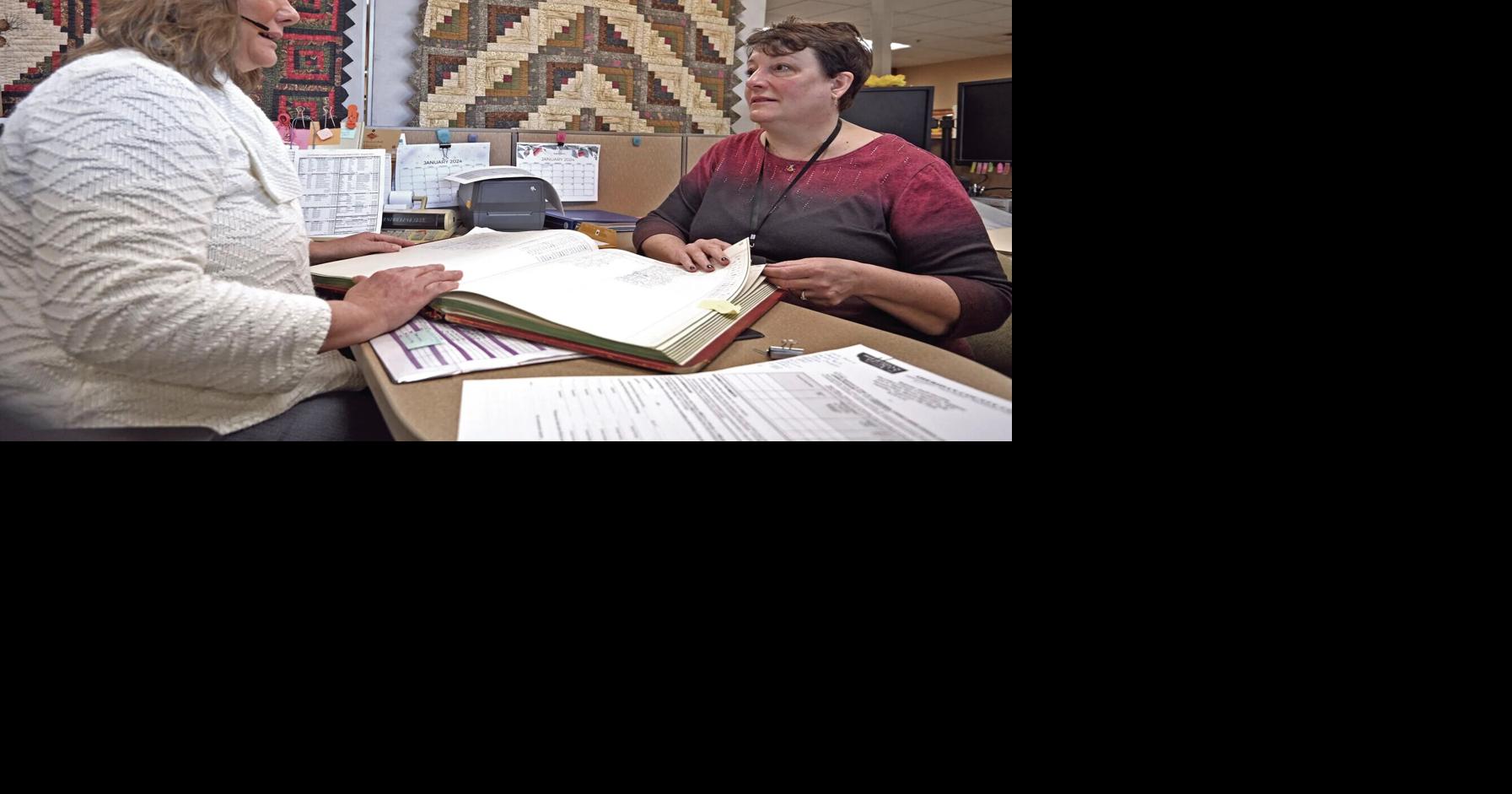 County clerk v. Commissioners II: Sheridan County clerk clashes with commission over responsibilities again