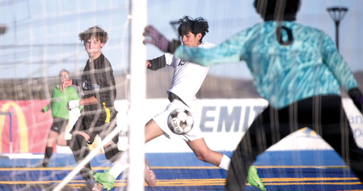 03-27-26 Broncs vs. south soccer 2web.jpg