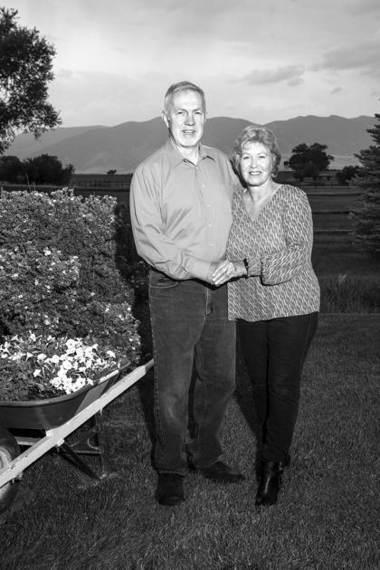 Elliotts celebrate wedding anniversary Aug. 29 |