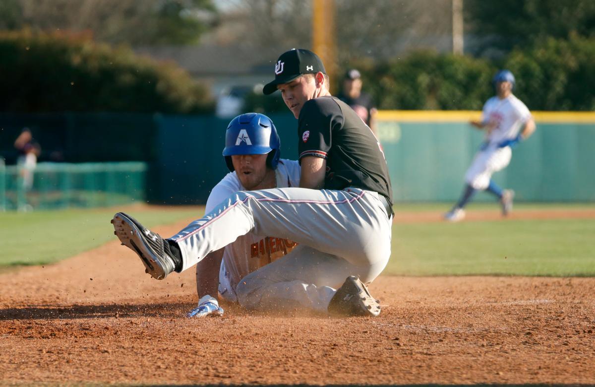 Photos: UTA baseball attains 6-0 victory in series opener against the University of Utah