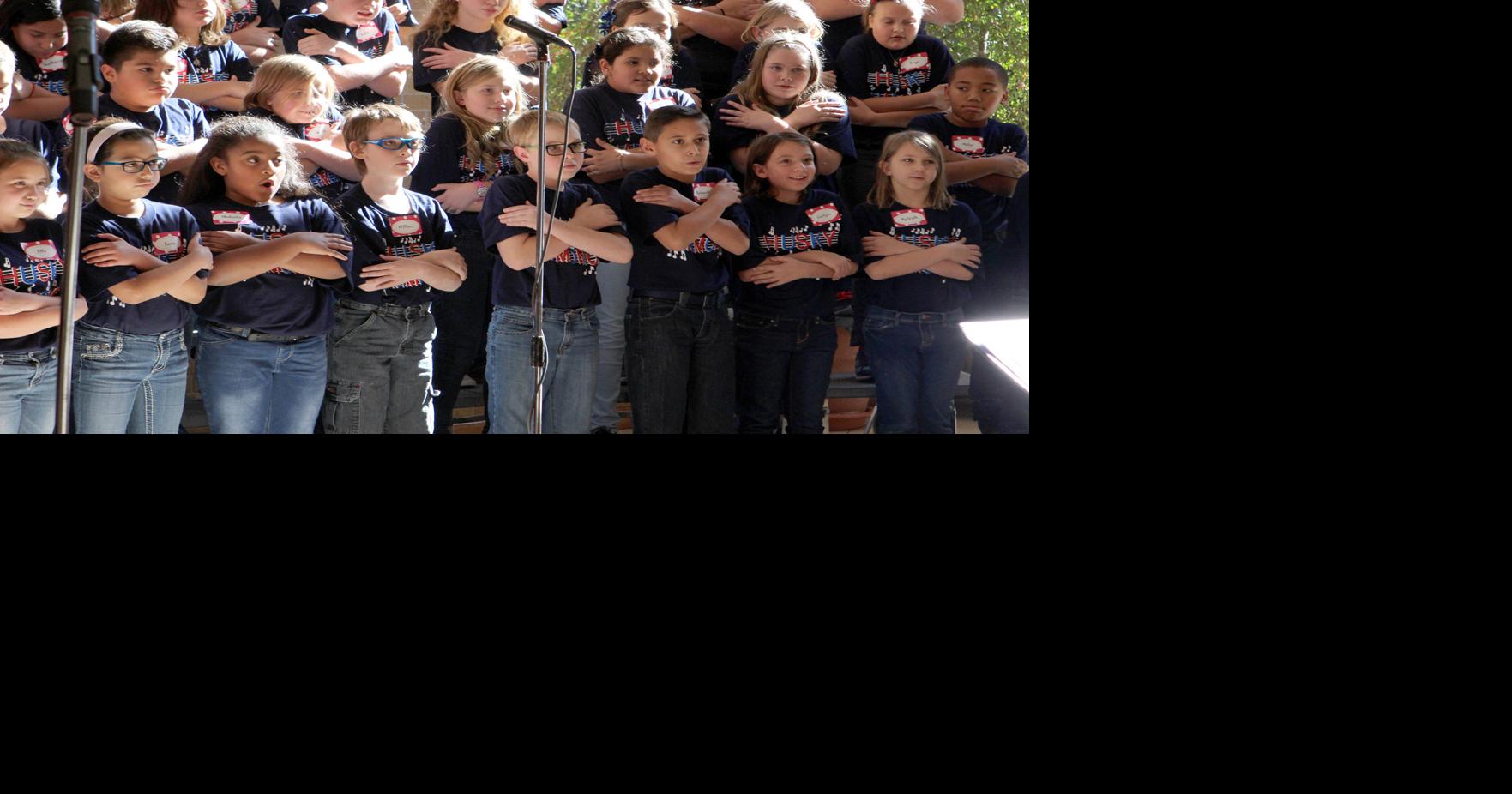 Elementary choir sings for UTA holiday event | News | theshorthorn.com