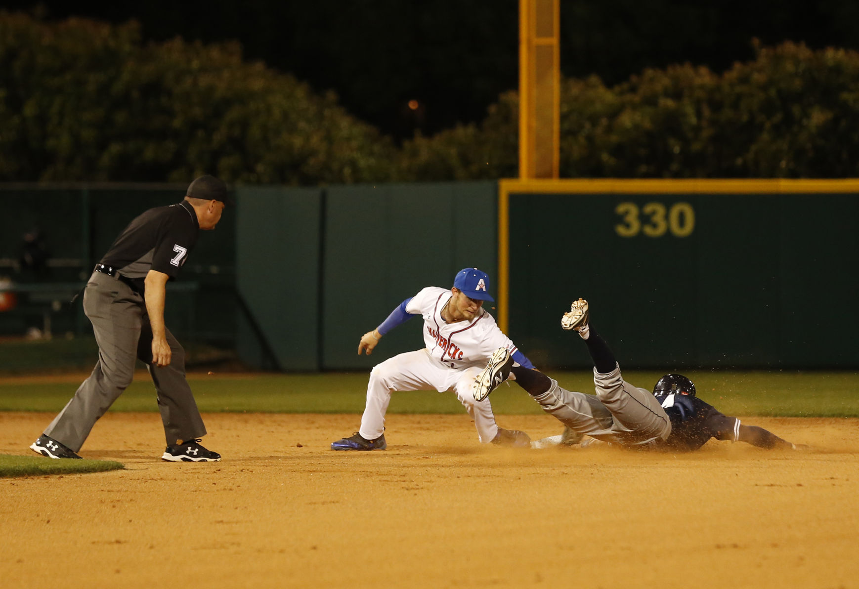 UTA baseball extends losing streak with loss to Dallas Baptist