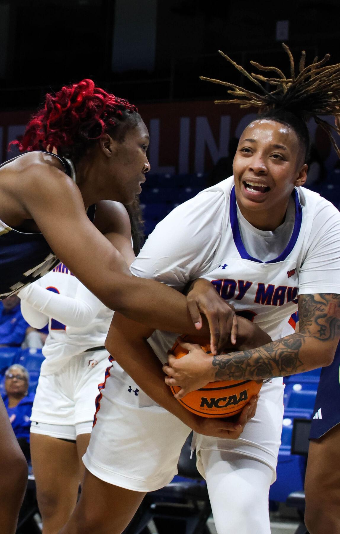 UTA Lady Mavericks secure second WAC tournament win