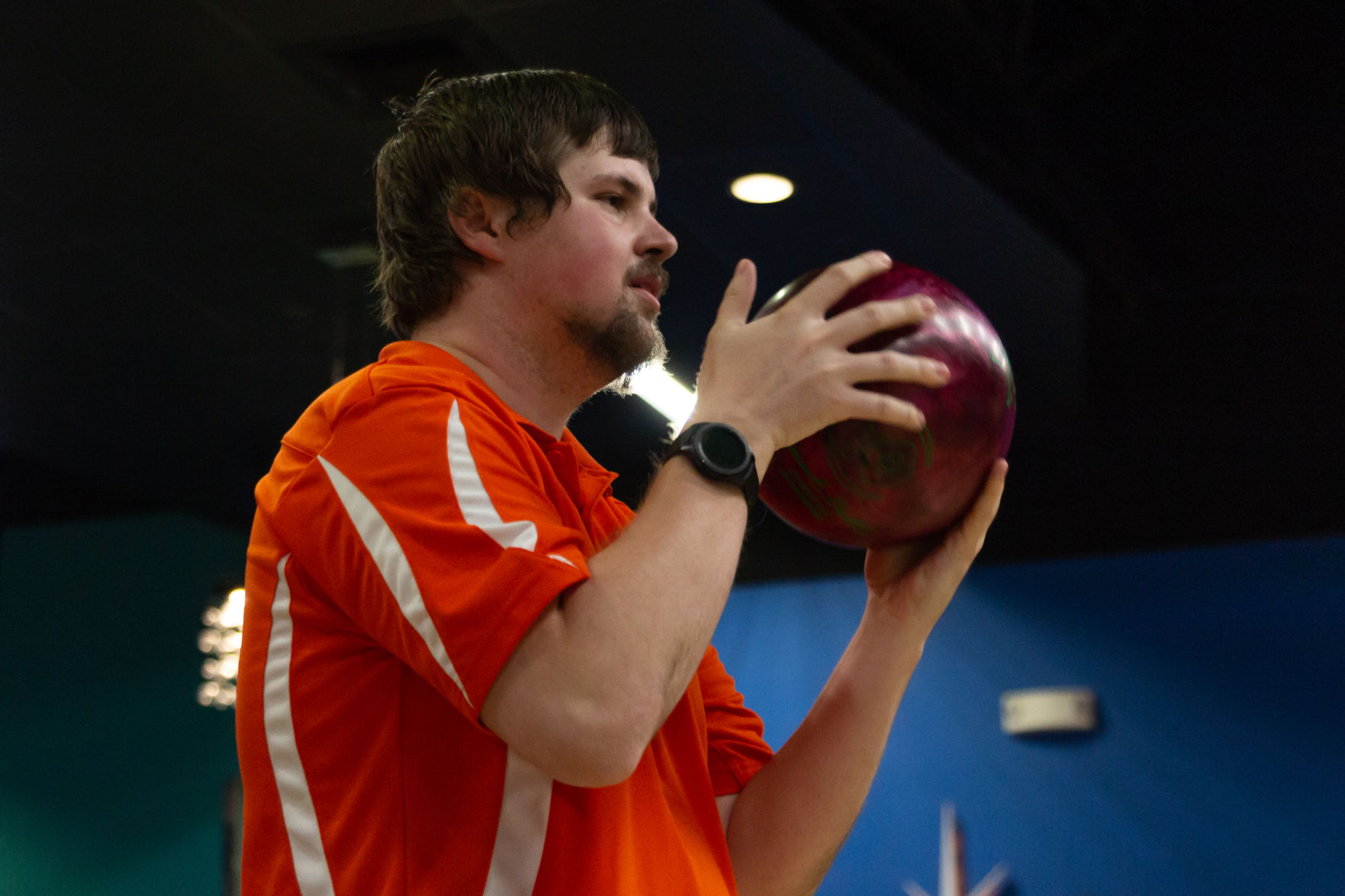 Photos: Karbhari, UTA student split in bowling challenge