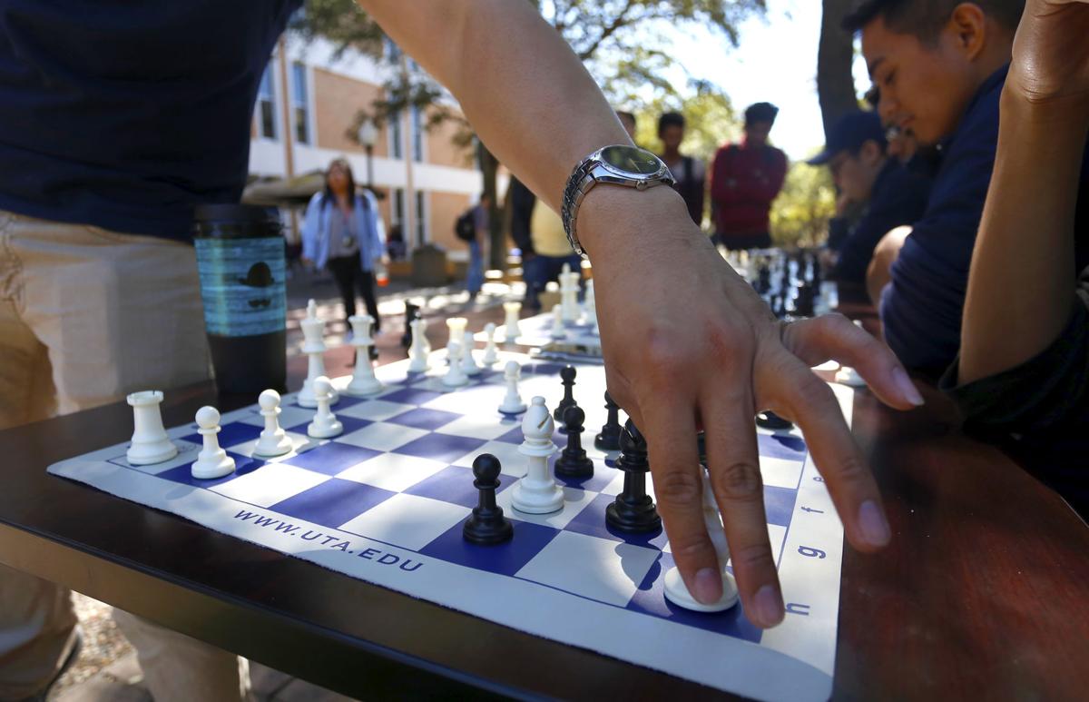 Chess president masters 9 synchronous games News