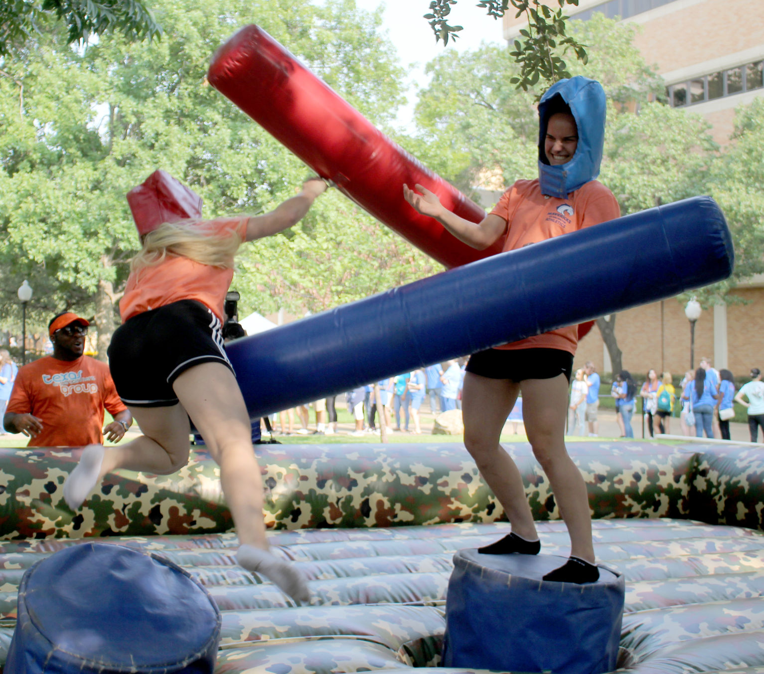 Students joust, zip at MavsMeet Afterparty