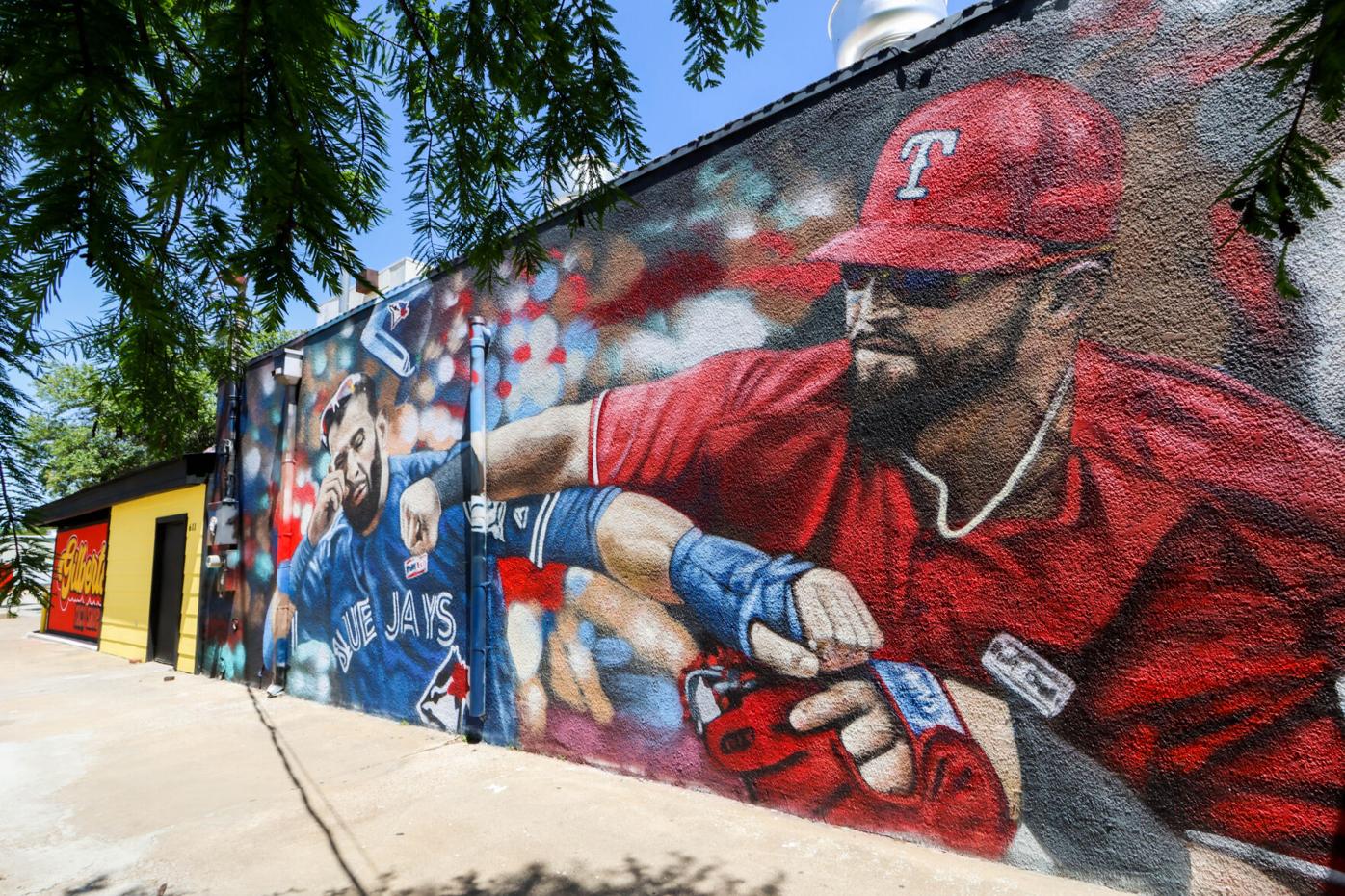 Taco shop mural in Arlington depicts infamous punch by Texas Rangers'  Rougned Odor