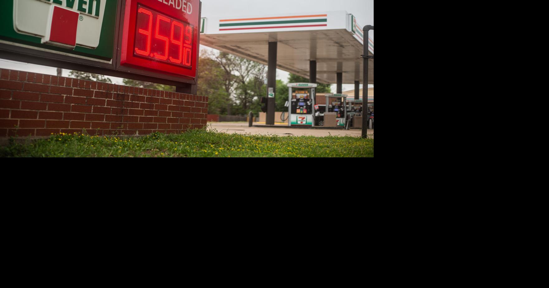 Gas prices surge nationwide amid war in Iran, UTA students react