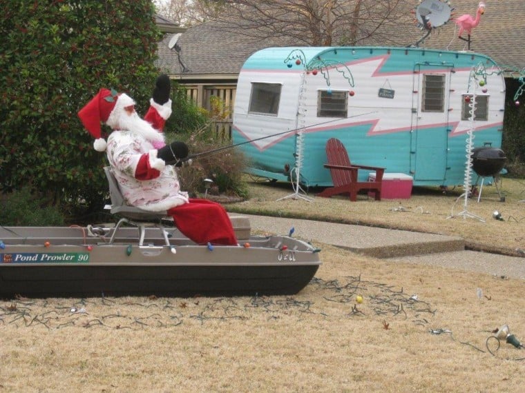 Christmas enthusiasts light up Metroplex Life + Entertainment
