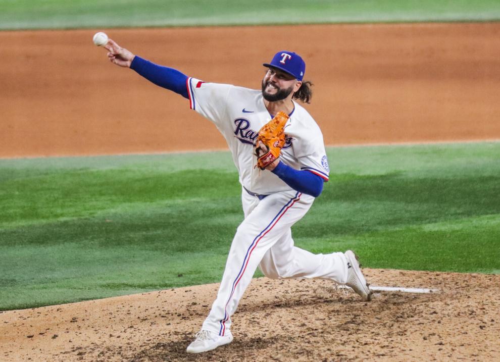Texas Rangers extend division lead with 7-3 win over Seattle Mariners