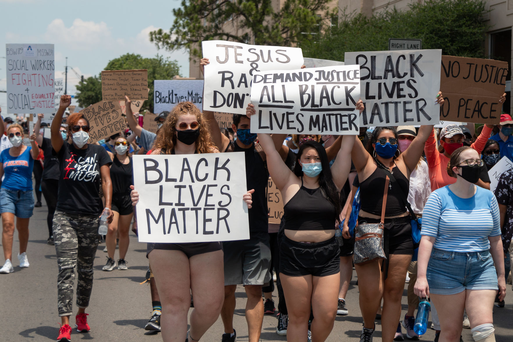 Photos: UTA School of Social work co-hosts on-campus march against police brutality