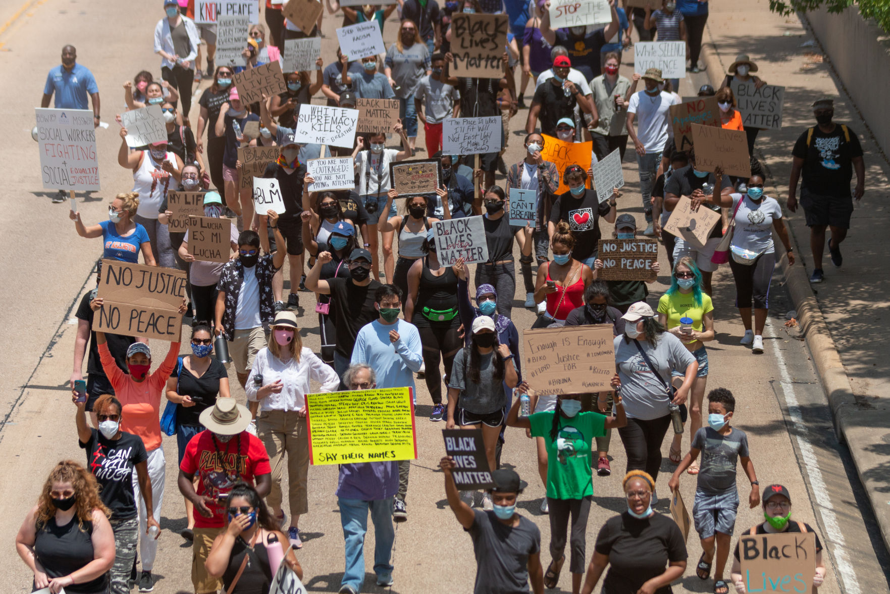 Photos: UTA School of Social work co-hosts on-campus march against police brutality