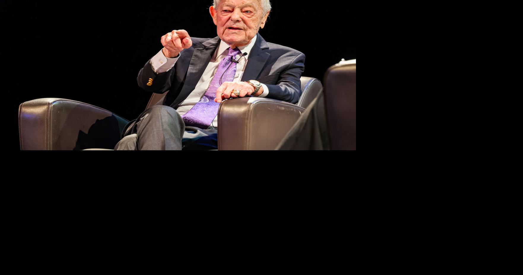 Veteran journalist Bob Schieffer shares stories from Vietnam War during Maverick Speakers Series
