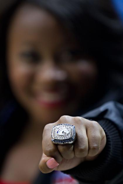 Cheerleaders receive national championship rings | News | theshorthorn.com