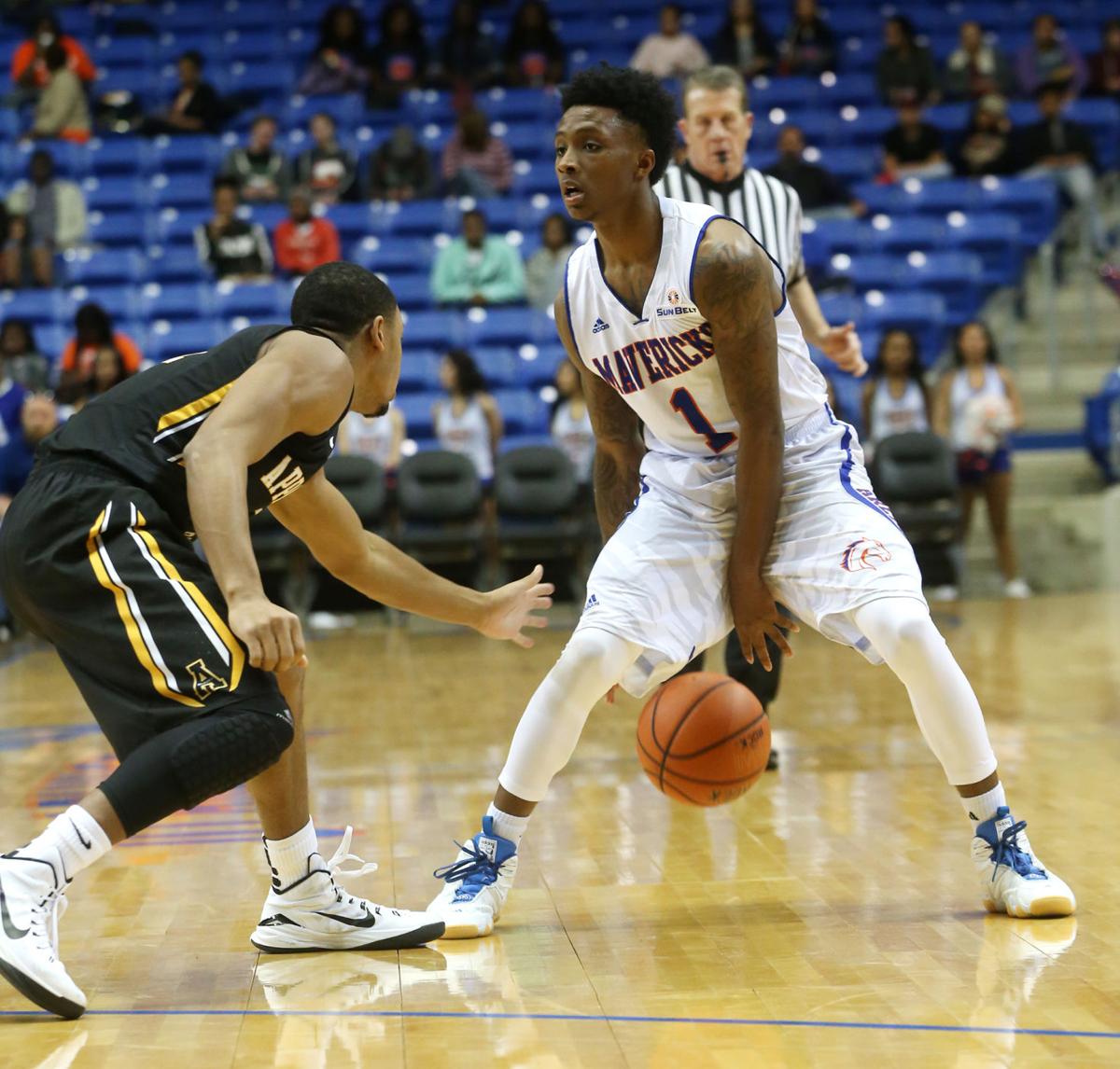 UTA gets back on track with 8168 win Gallery