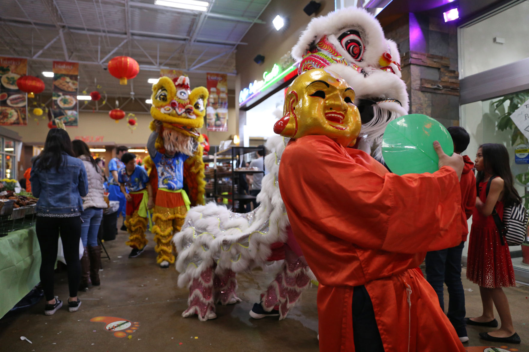 2019 Asia Times Square Lunar New Year Festival features dance troupes
