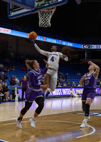 Women's basketball extends winning streak with victory over Abilene ...
