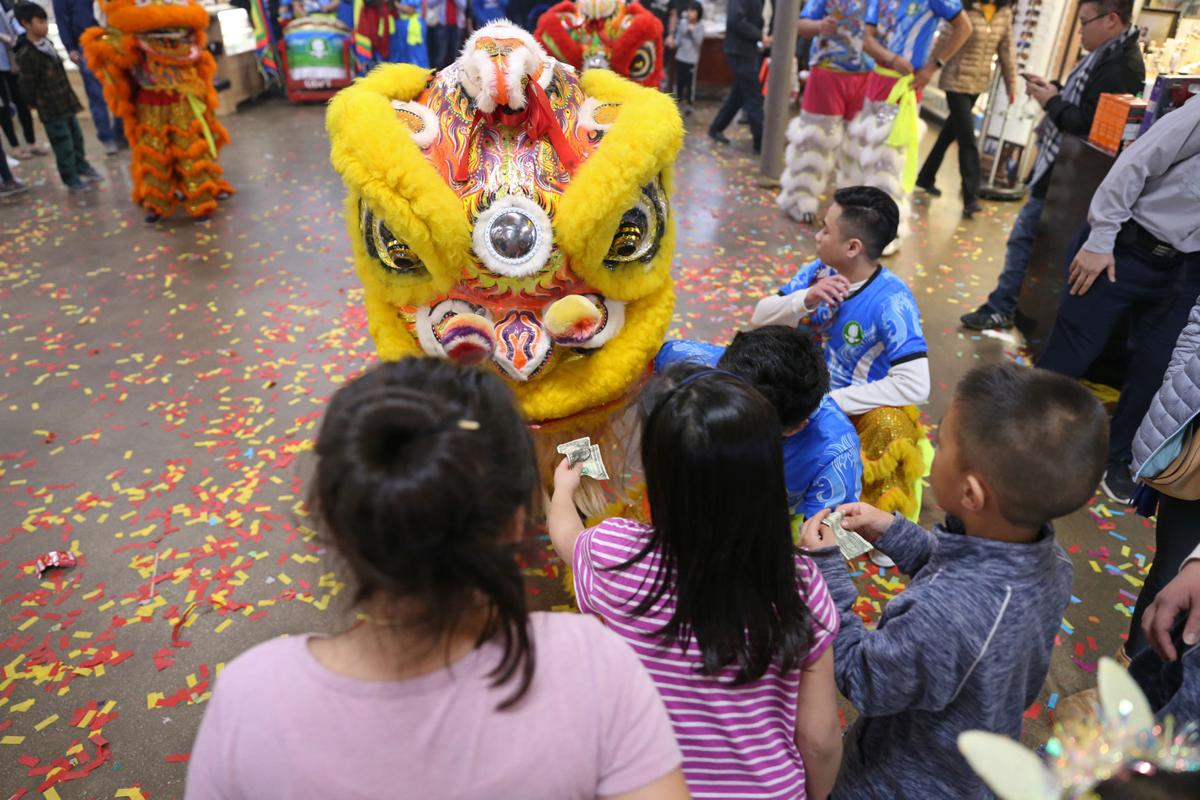 2019 Asia Times Square Lunar New Year Festival features dance troupes