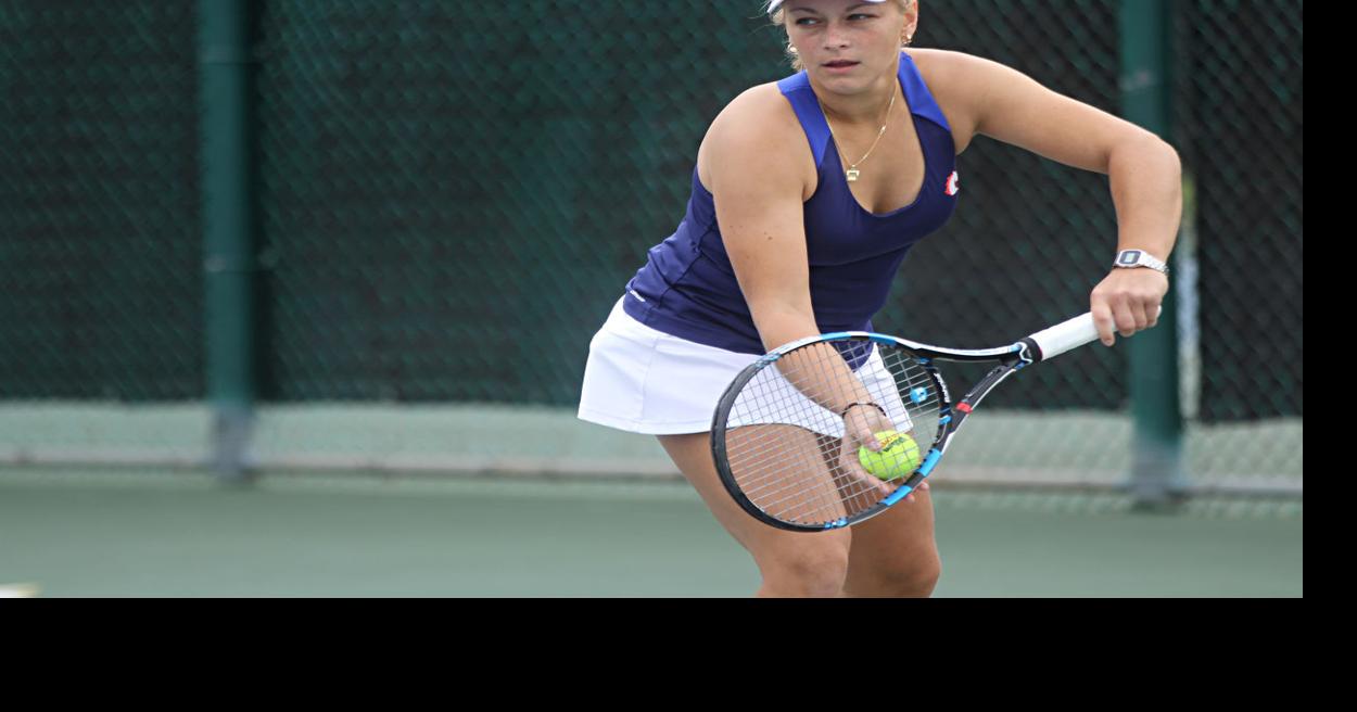 Women's tennis team suffers early elimination at Rice Invitational ...