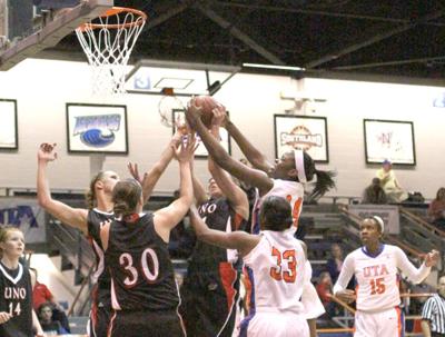 Uta Women S Basketball Falls To University Of Nebraska Omaha After