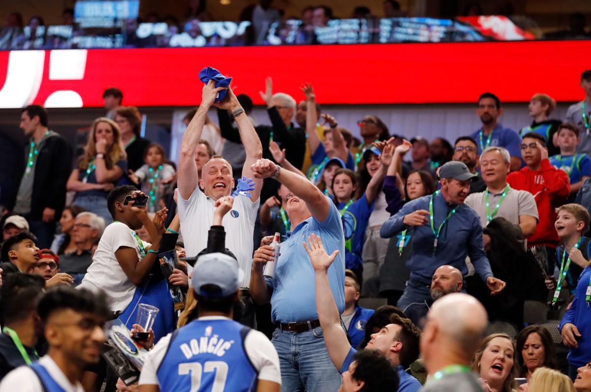 Photos: Dallas Mavericks close out win over Memphis Grizzlies during UTA Night at the Mavericks